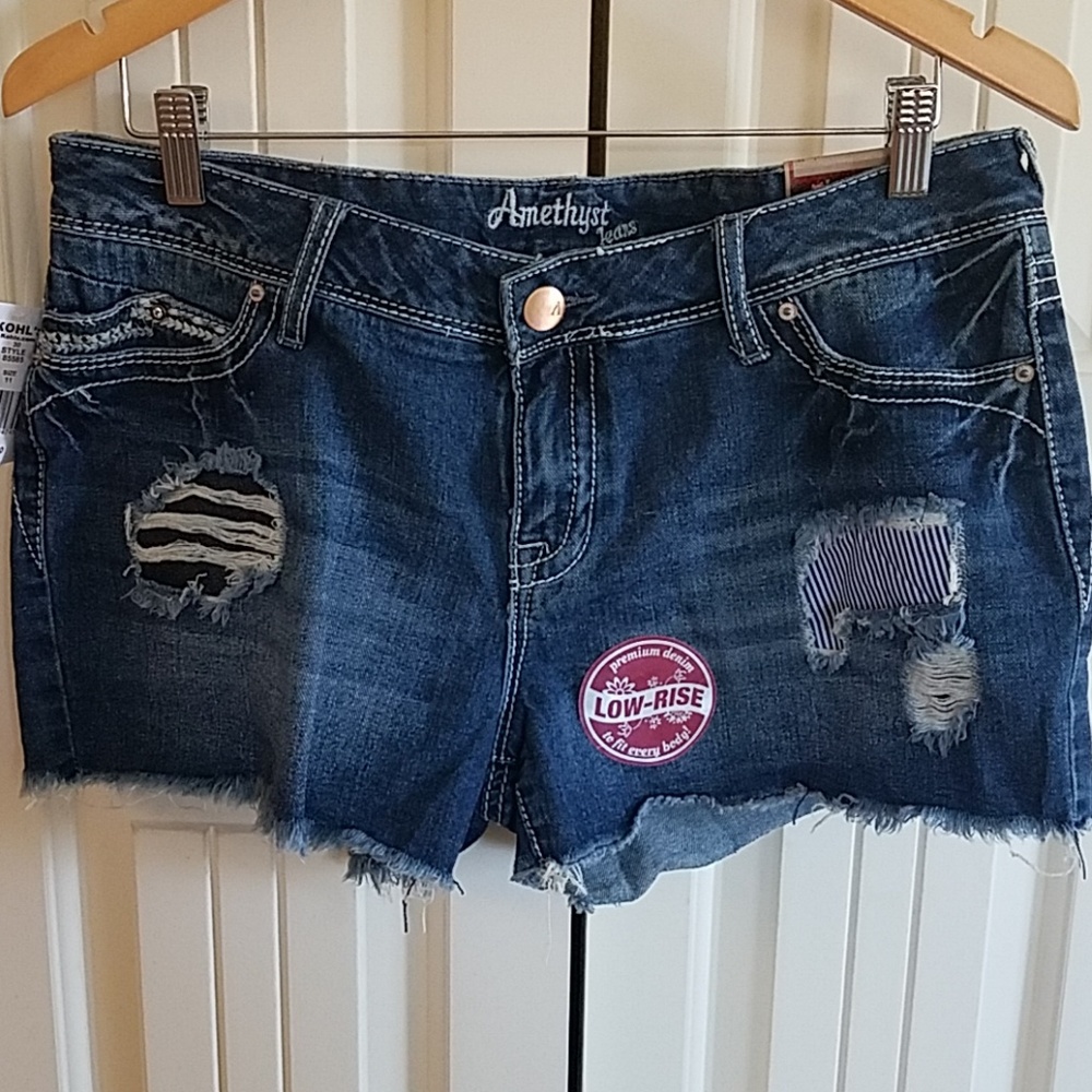 Amethyst jean shorts